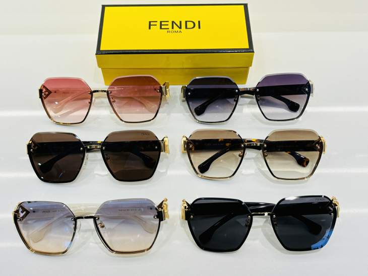 Picture of Fendi Sunglasses _SKUfw80879693fw